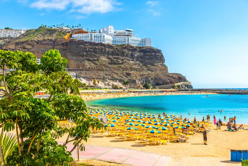 Winter sun holidays in Gran Canaria with sandy beaches