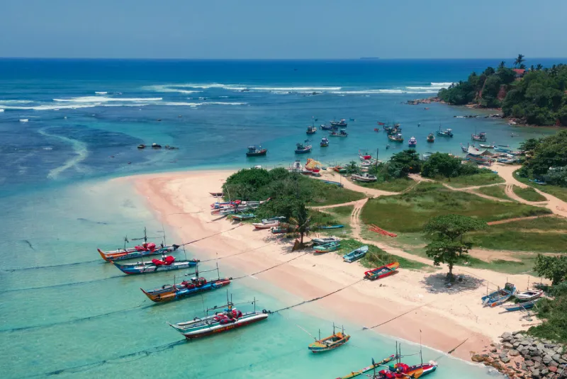 Cultural and beach family holidays,honeymoons in Sri Lanka